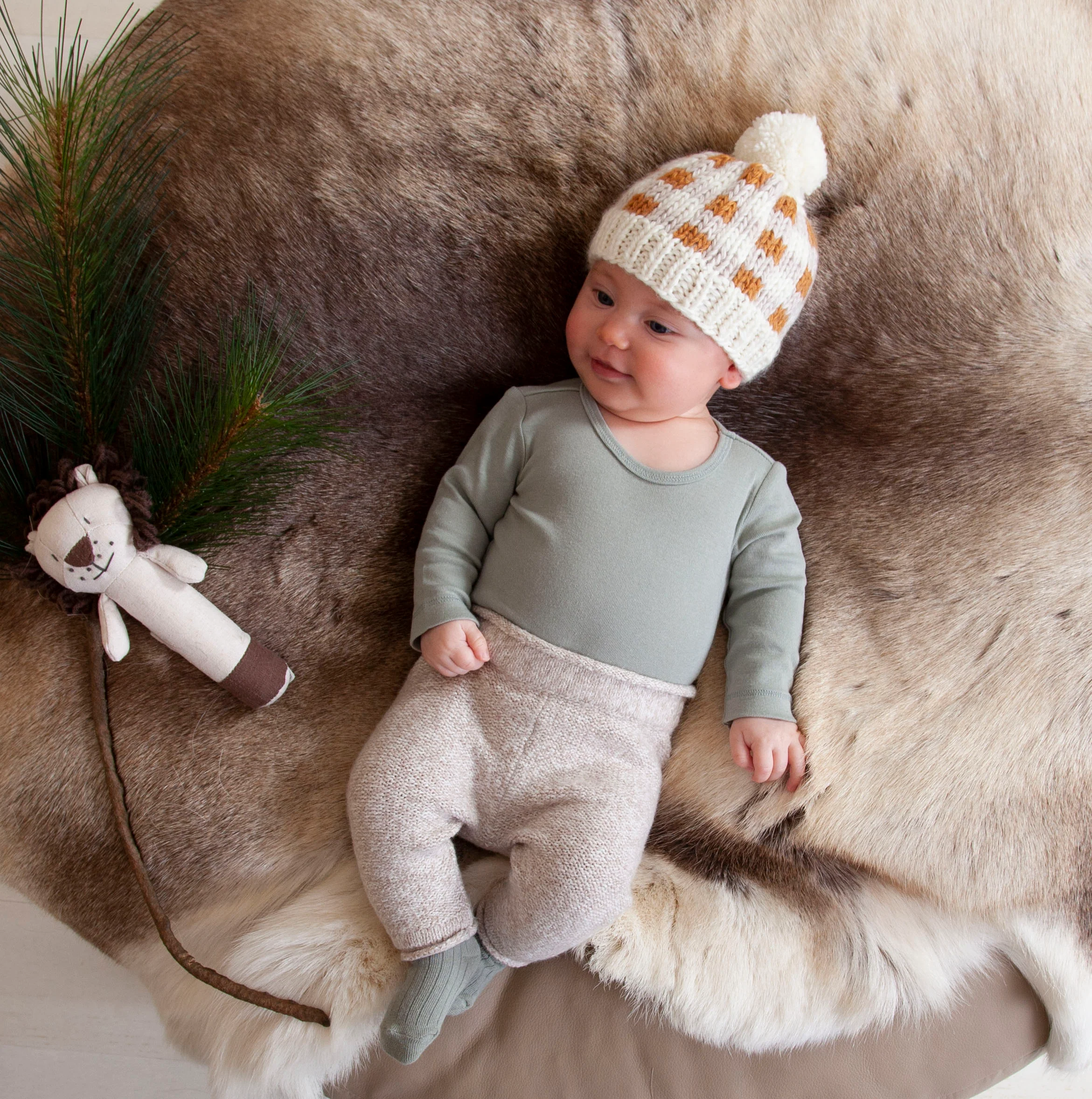 Acorn Checks Beanie - Caramel - Image 5