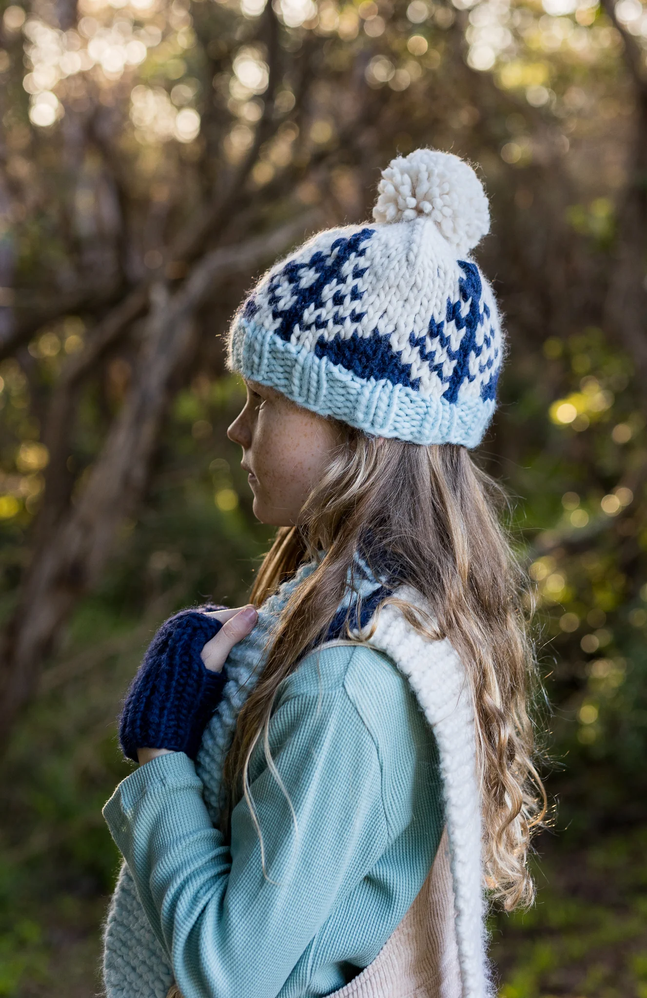 Acorn Forest Beanie - Navy & Blue - Image 3
