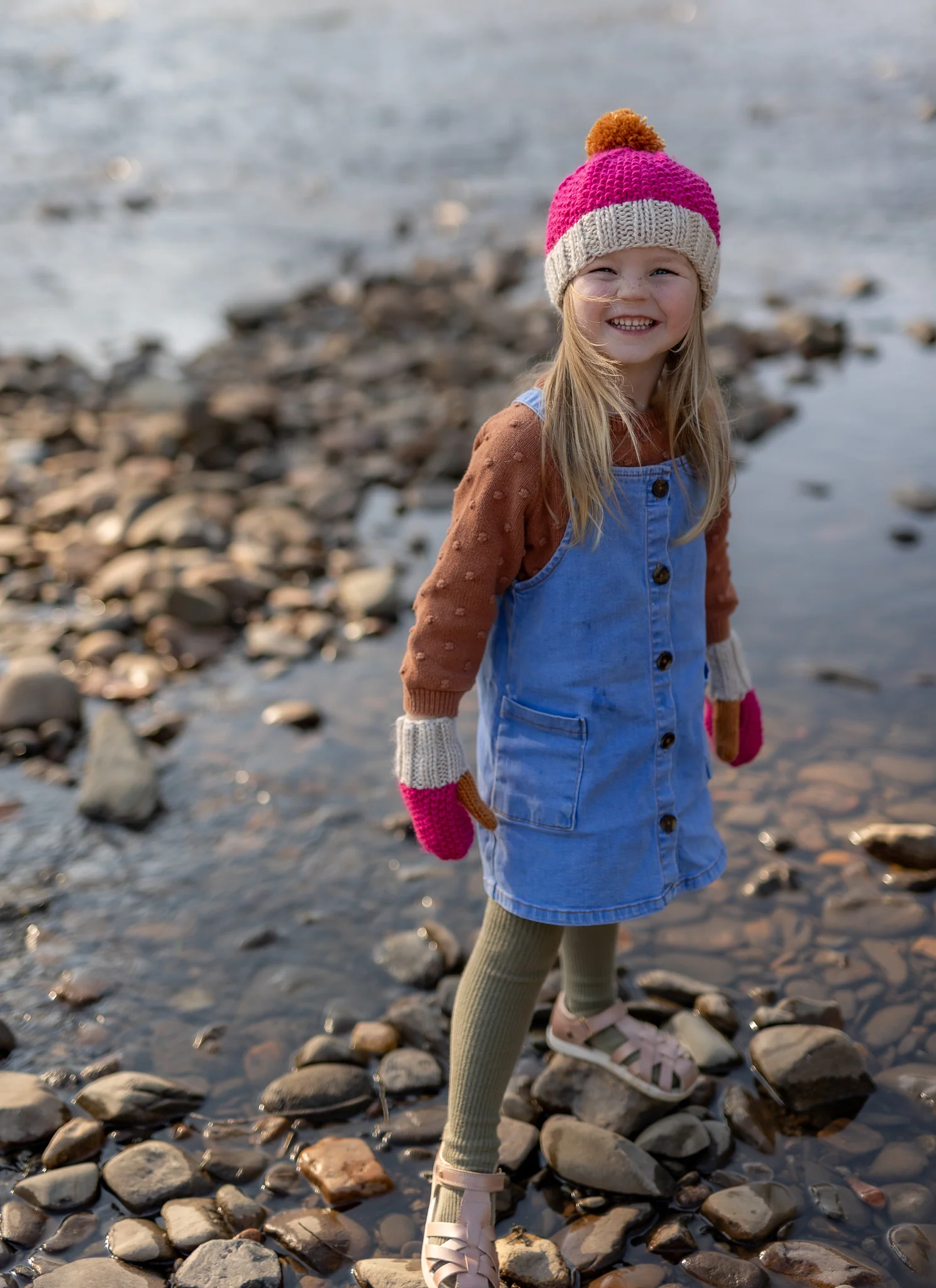 Acorn Wilderness Beanie Fuschia - Image 3
