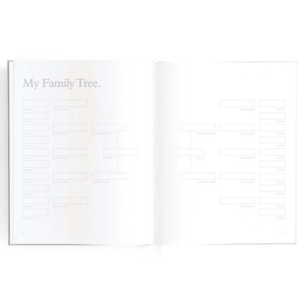 Baby Book - Grey - Image 9