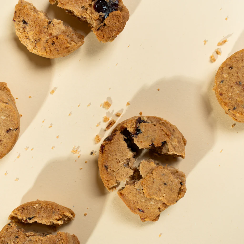 Mama Biscuits - Gluten Free Currant and Coconut - Image 5