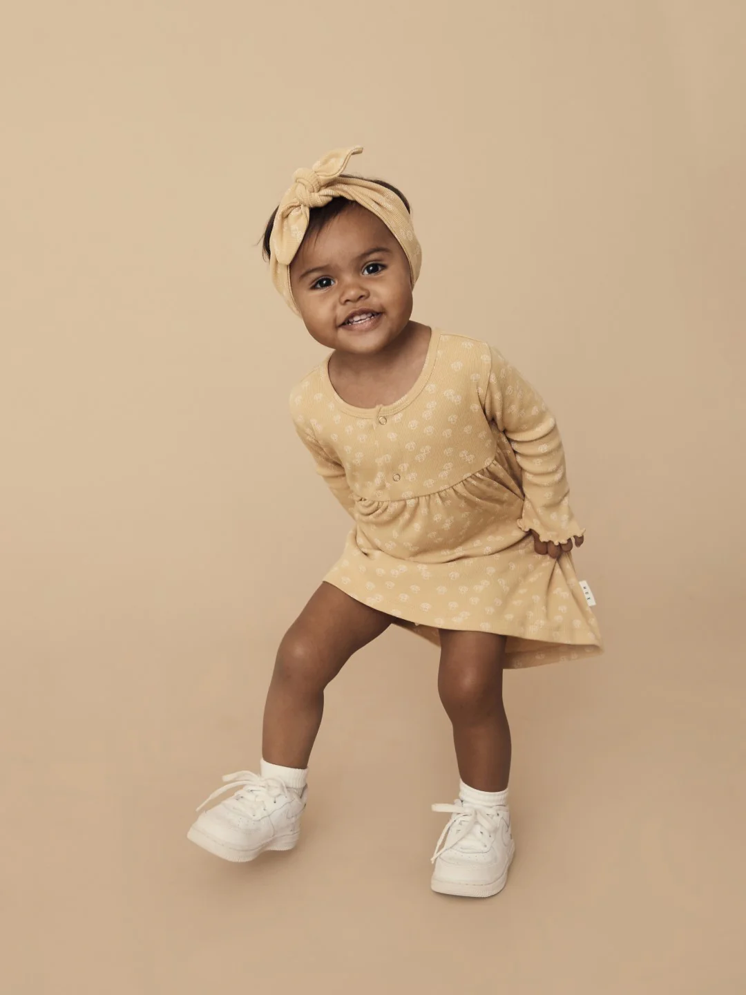 Huxbaby AW22 Drop 1 Mushroom Rib Headband - Golden - Image 3
