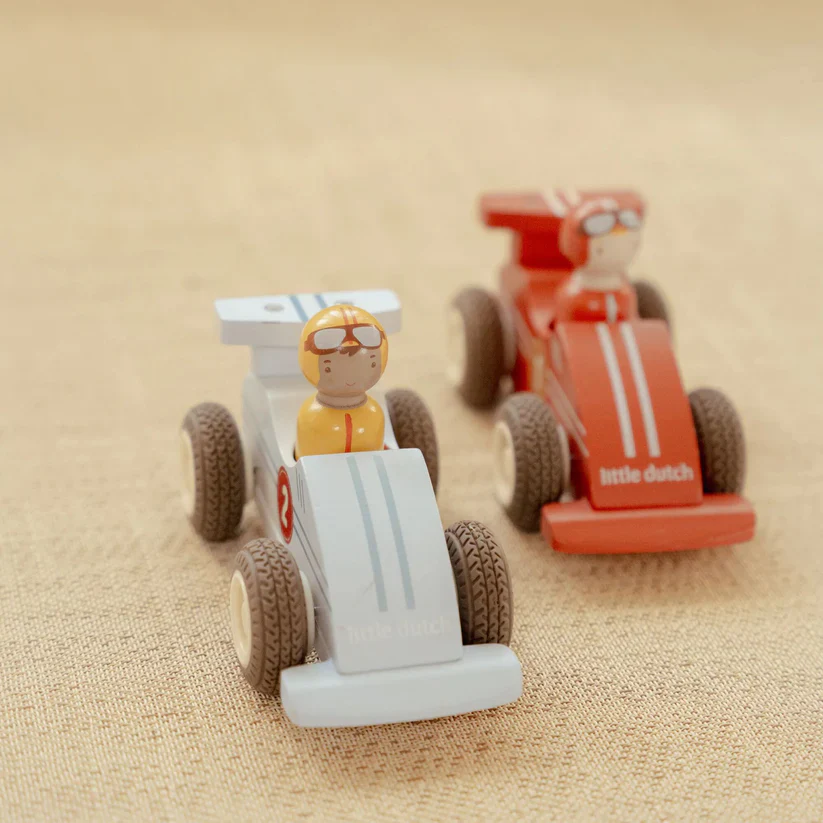 Wooden Pullback Race Cars - Image 3
