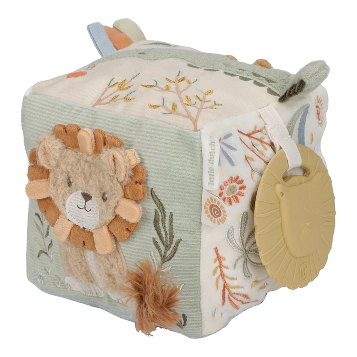 Safari Friends Activity Cube