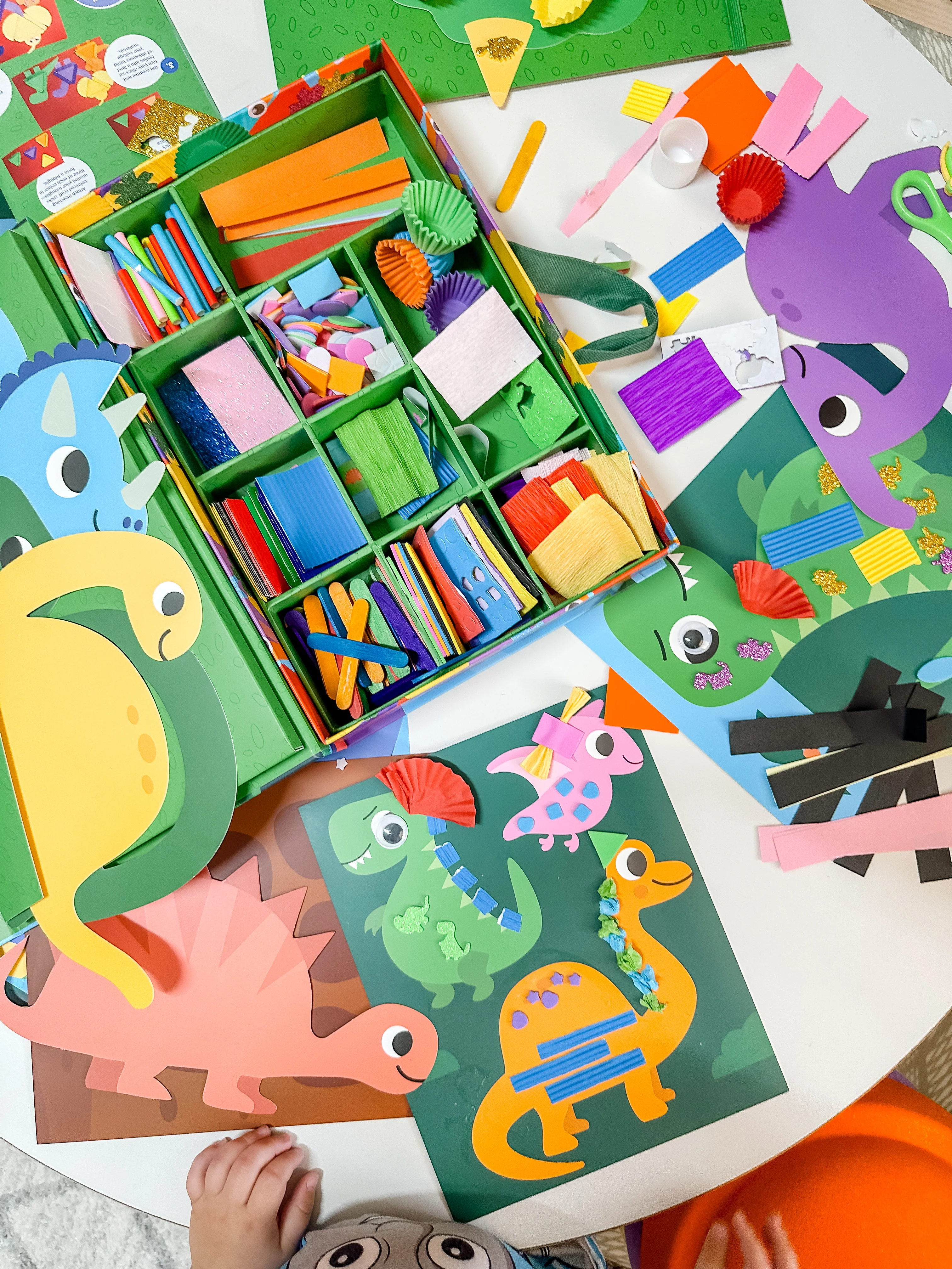 Dinosaur Collage Sensory Craft Box - Image 4