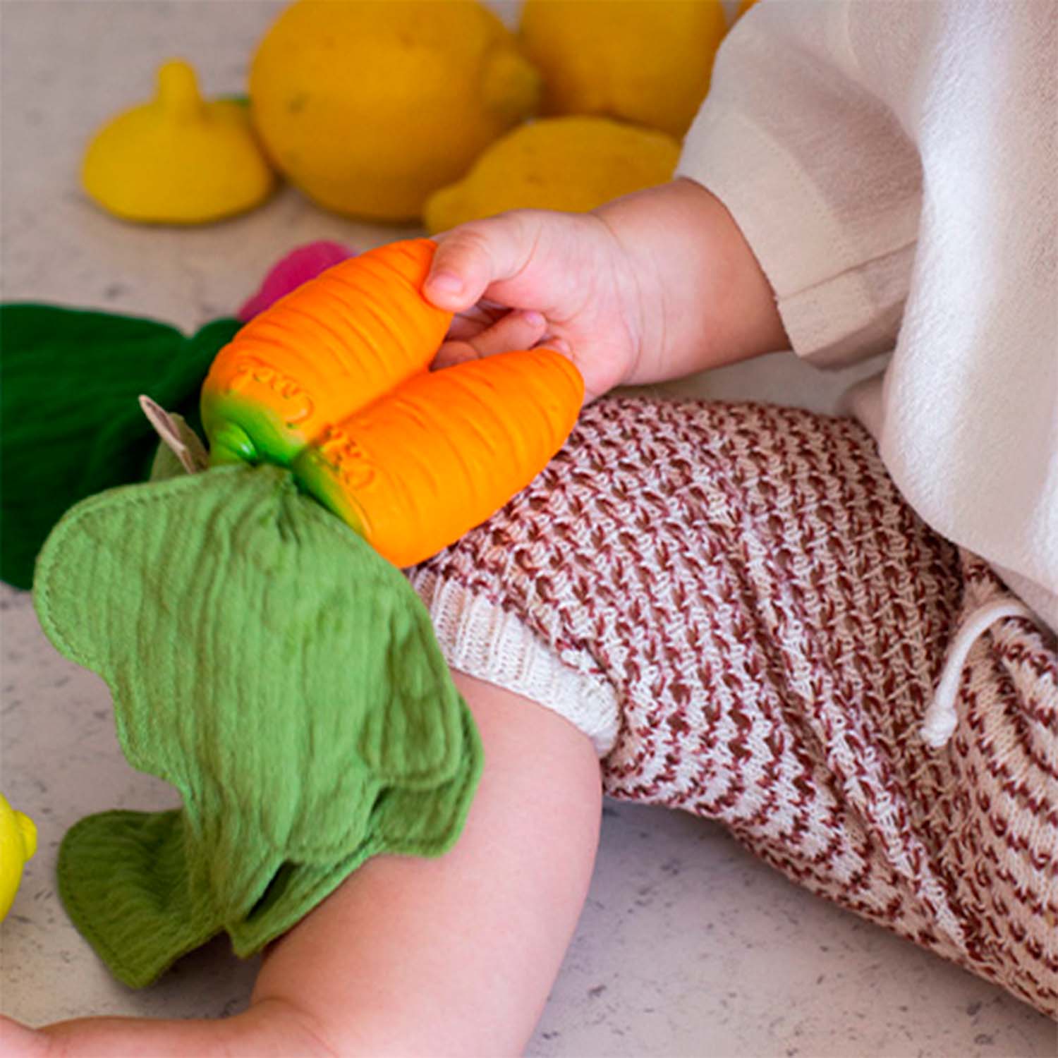 Cathy The Carrot Mini Doudou Teether - Image 2