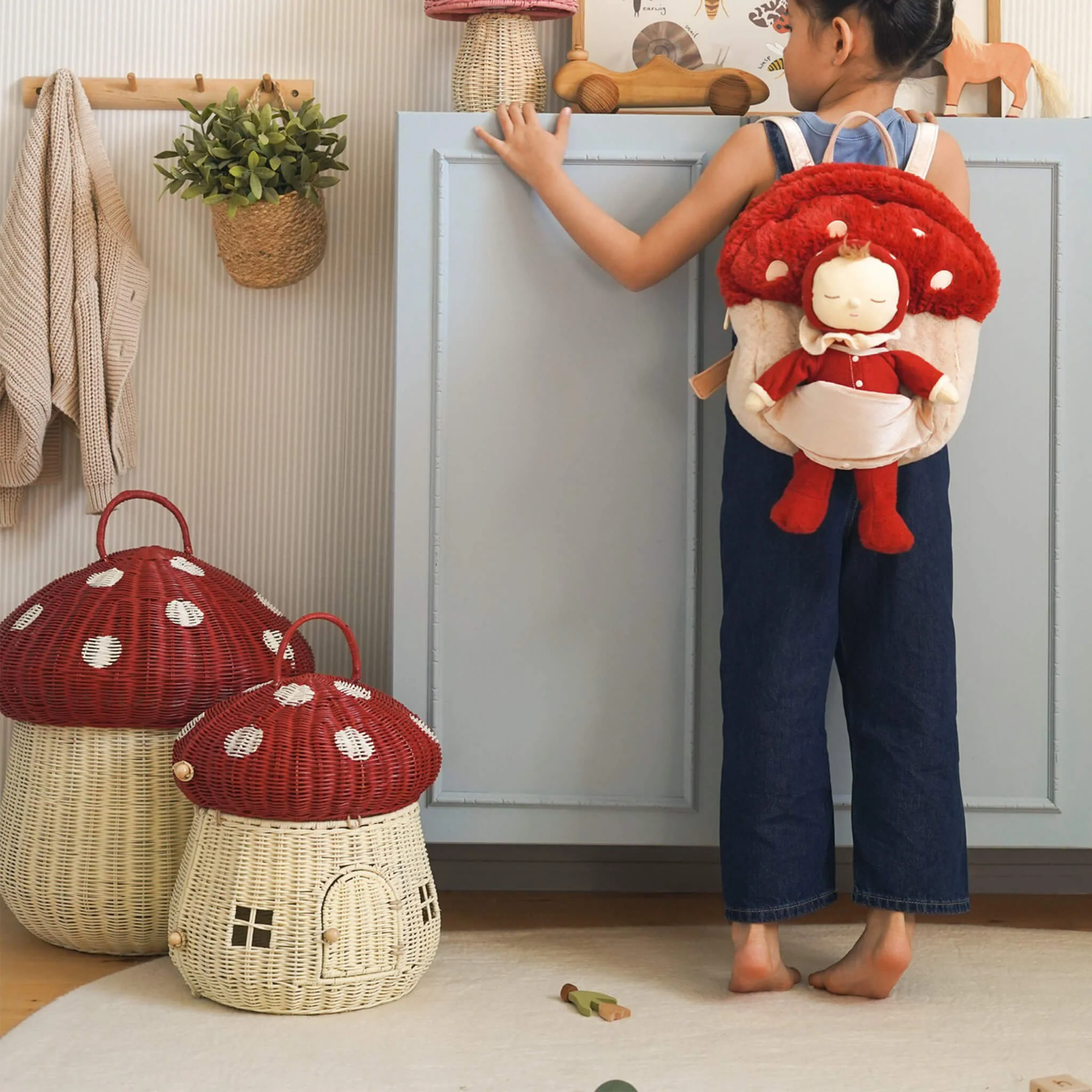 Dozy Dinkum - Toadstool Moppet - Red - Image 2