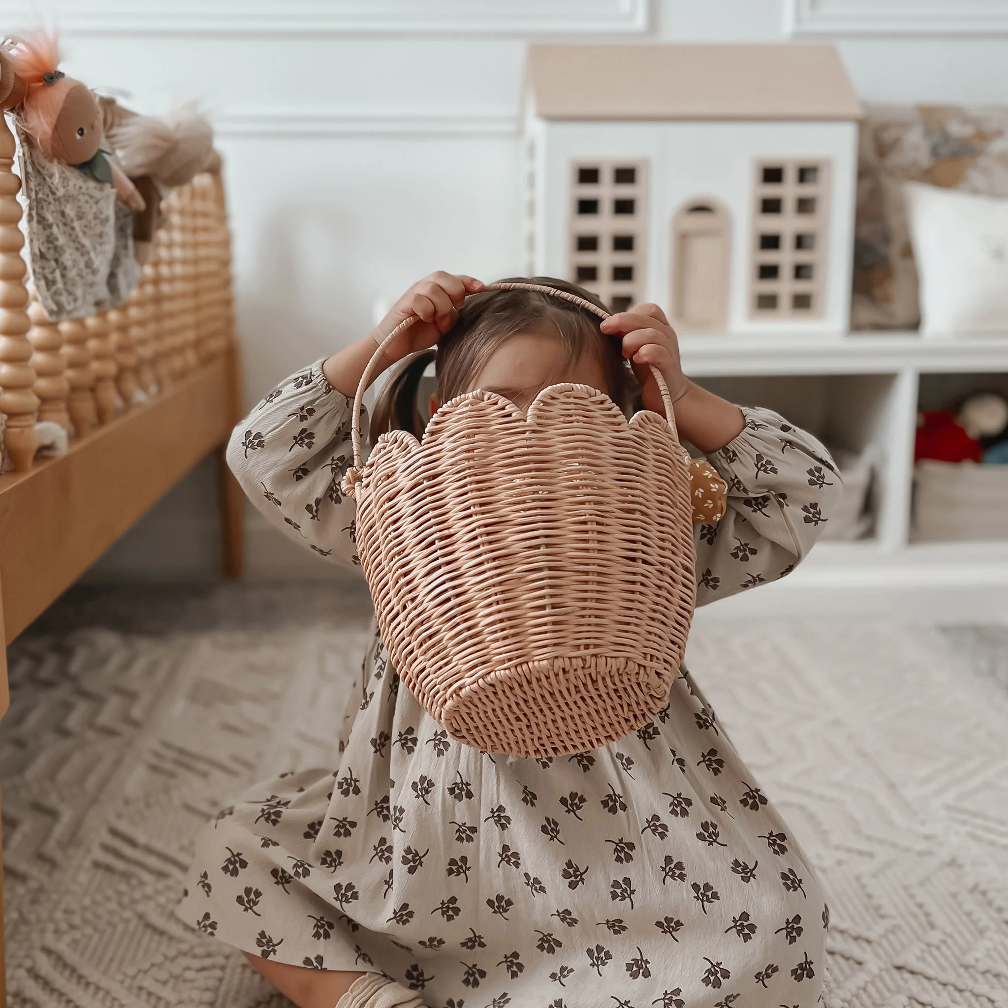 Rattan Tulip Carry Basket - Seashell Pink - Image 3