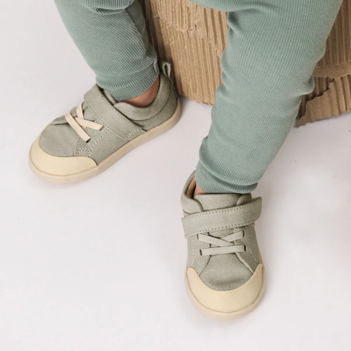Boston Canvas Khaki - Image 3