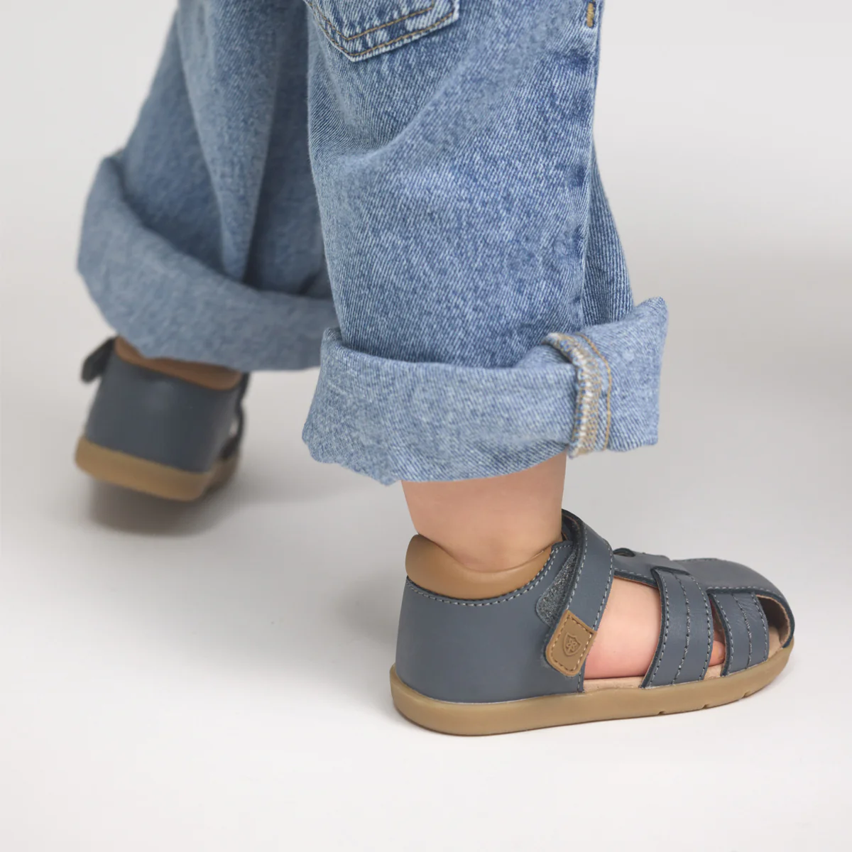 Theo Indigo - Image 6