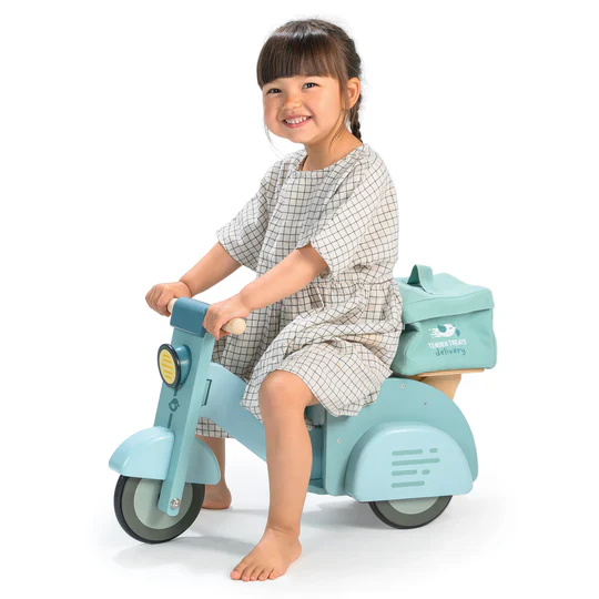 Delivery Scooter - Image 7