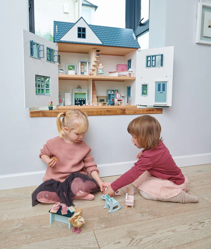 Dovetail Doll House - Image 2
