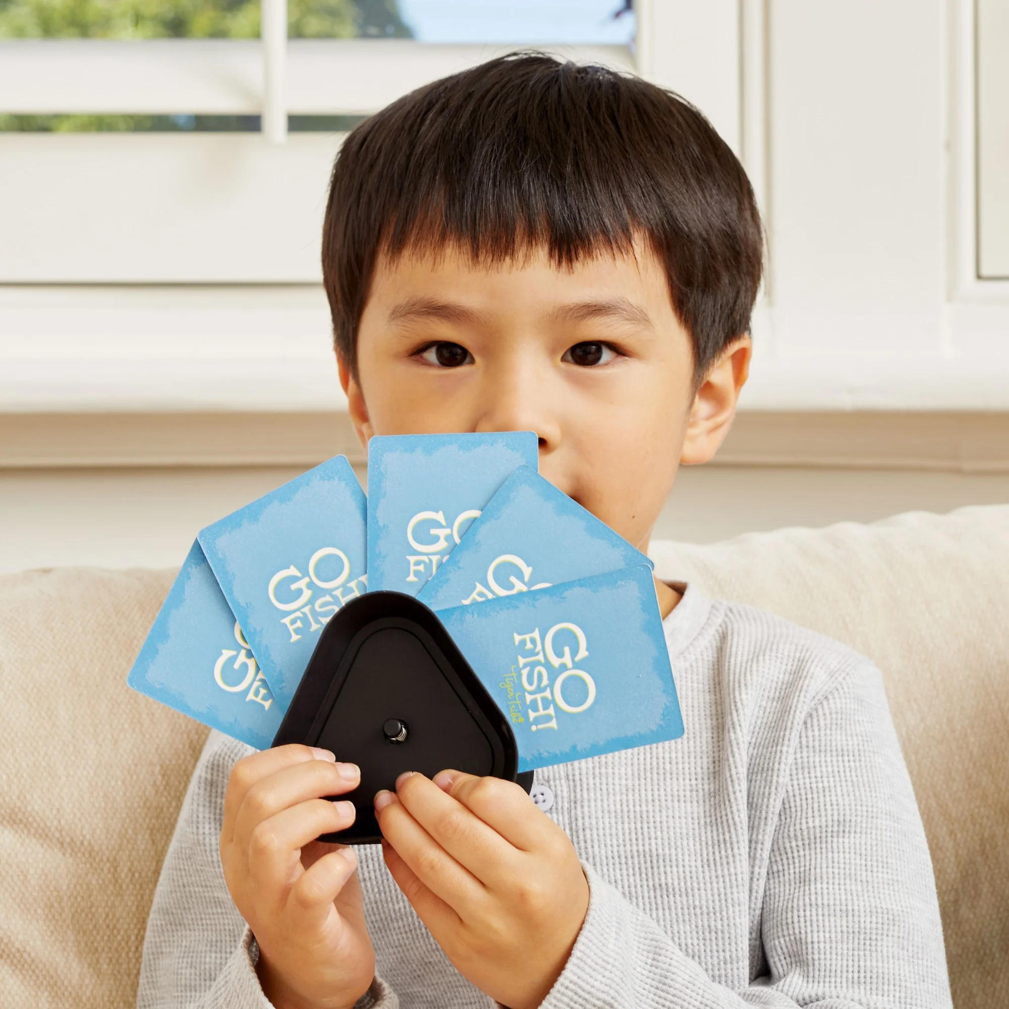Crazy 8s + Go Fish! - Card Game Set - Image 7