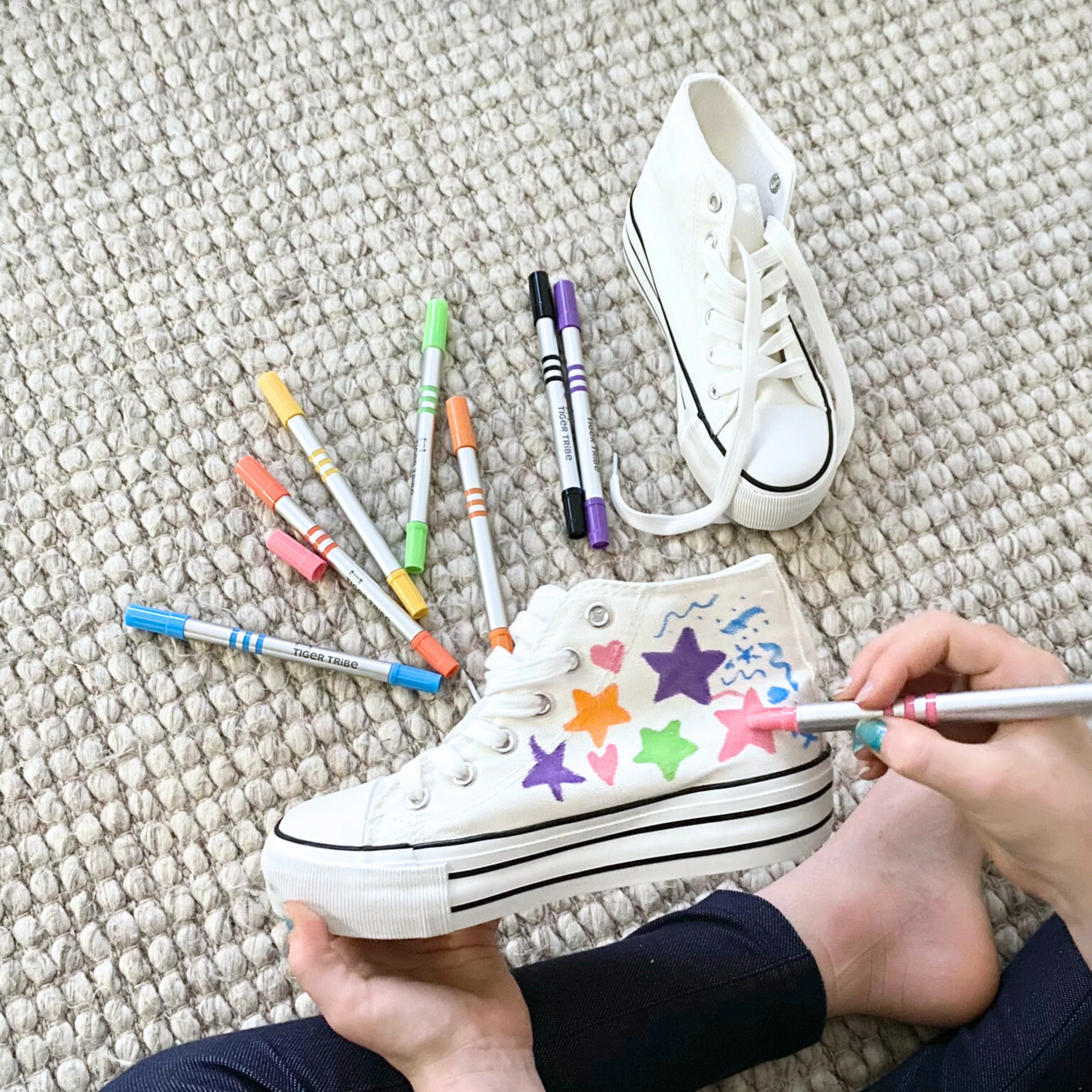Dual-Tip Paint Pens - Image 2