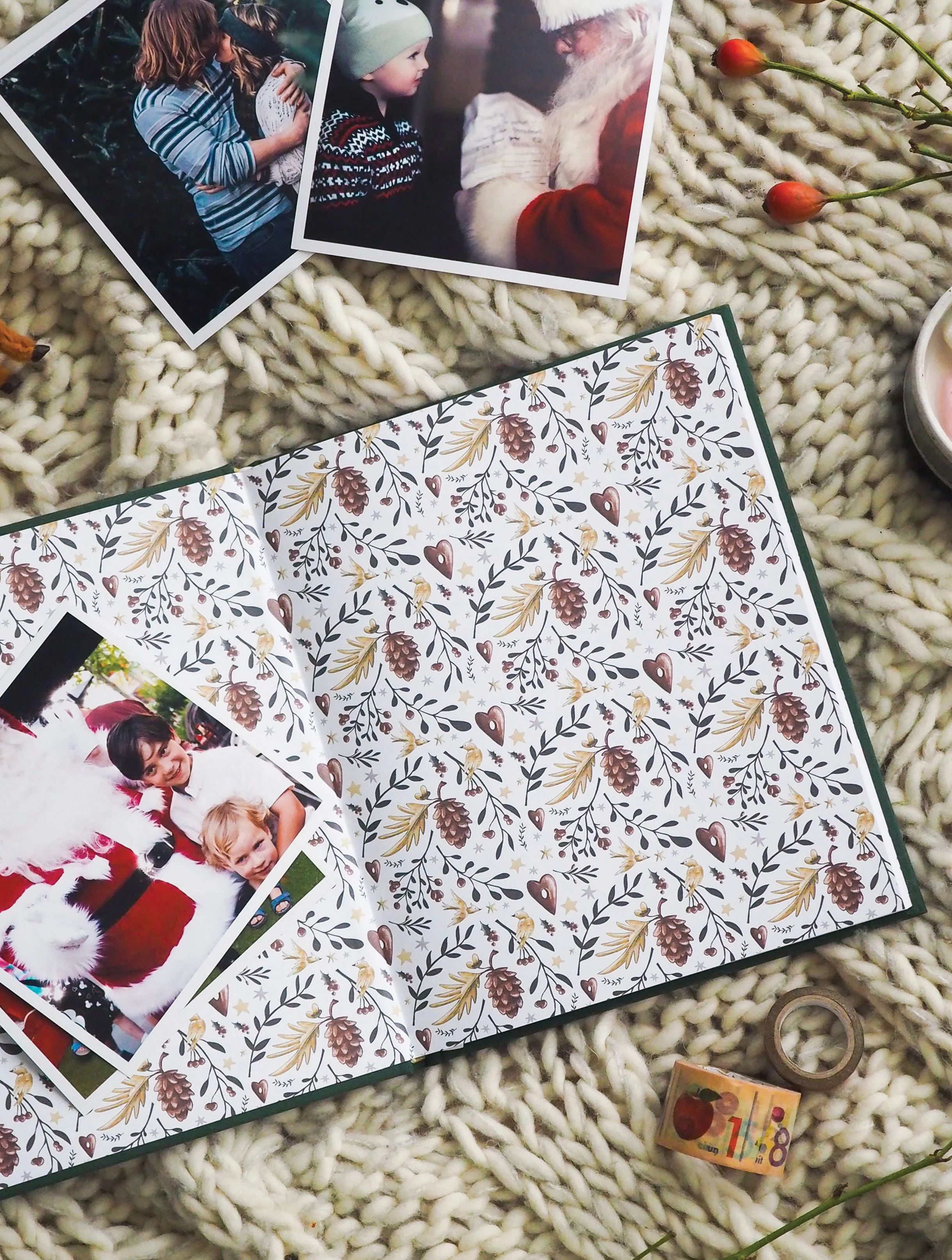 Write To Me - Family Christmas Book - Forest Green - Image 7